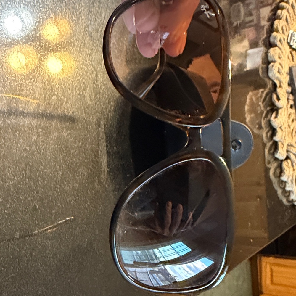 Ray-Ban Tortoise Shell Sunglasses - Picture 5 of 13